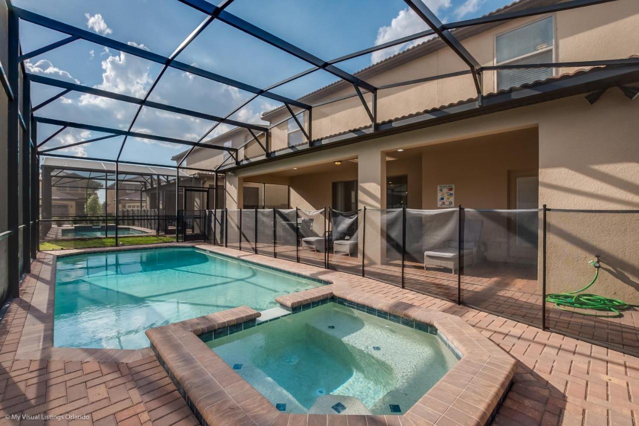 Villa W Private Pool Free Resort Access 키시미 외부 사진